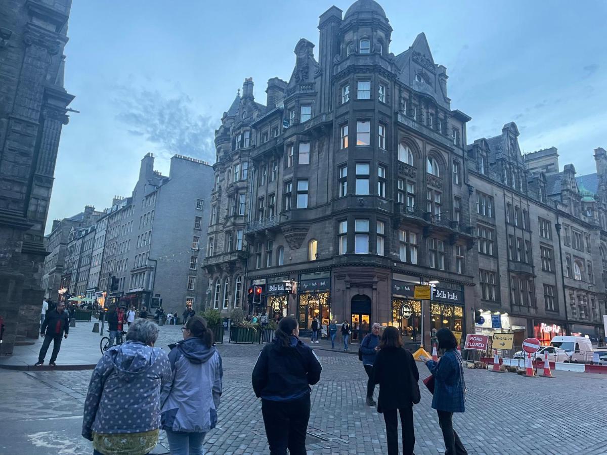 Royal Mile Apartment 2Bedroom Edinburgh Bagian luar foto