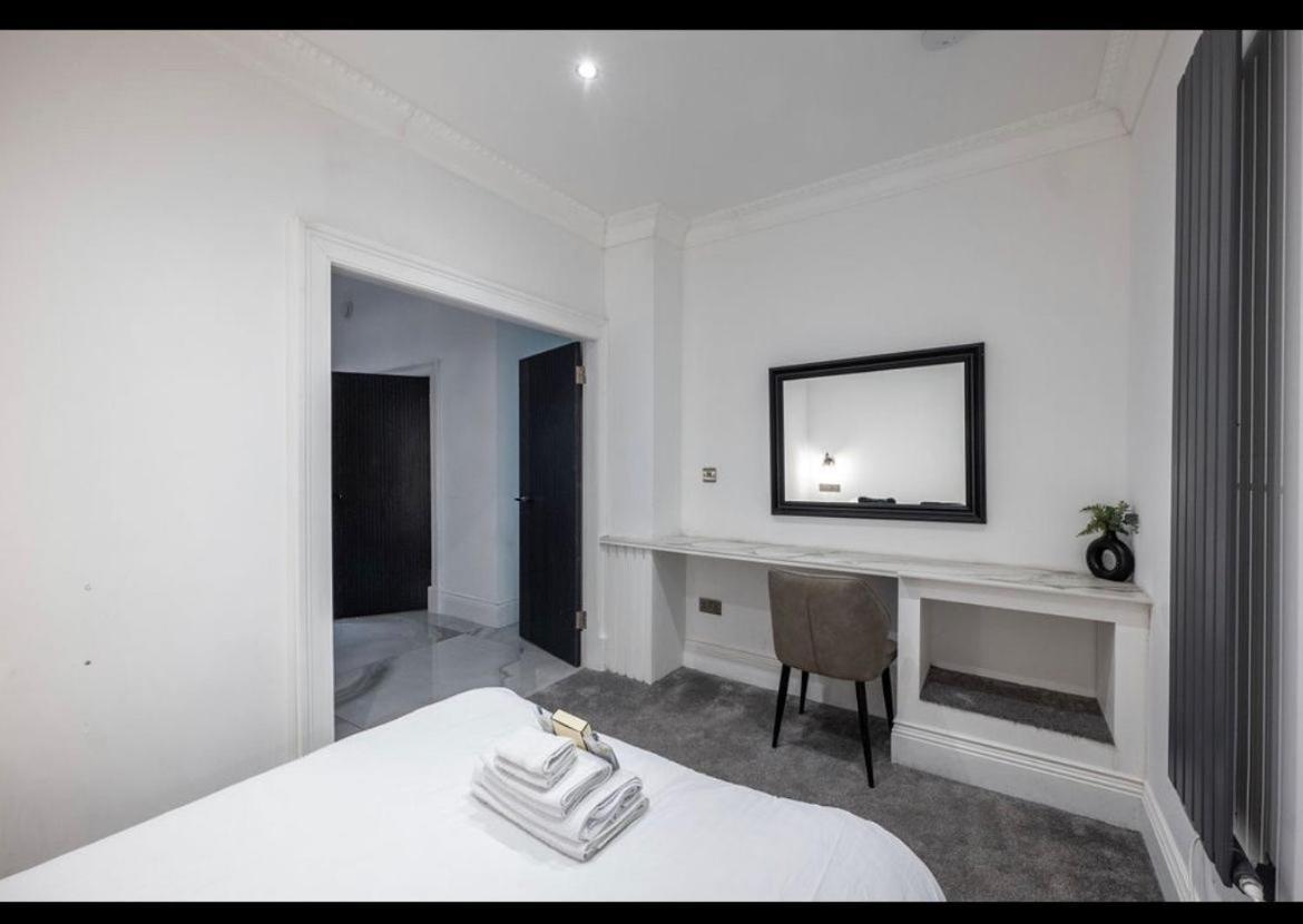 Royal Mile Apartment 2Bedroom Edinburgh Bagian luar foto