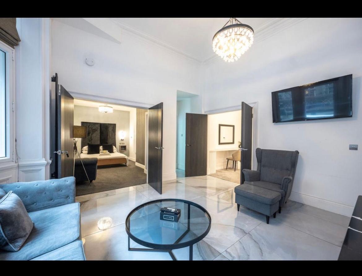 Royal Mile Apartment 2Bedroom Edinburgh Bagian luar foto